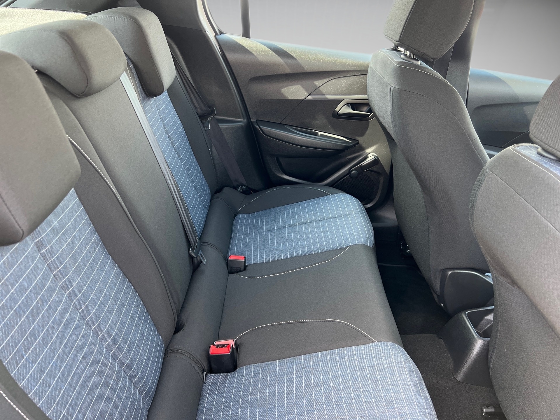 67f114c0fbd6d1c9b6c2127a