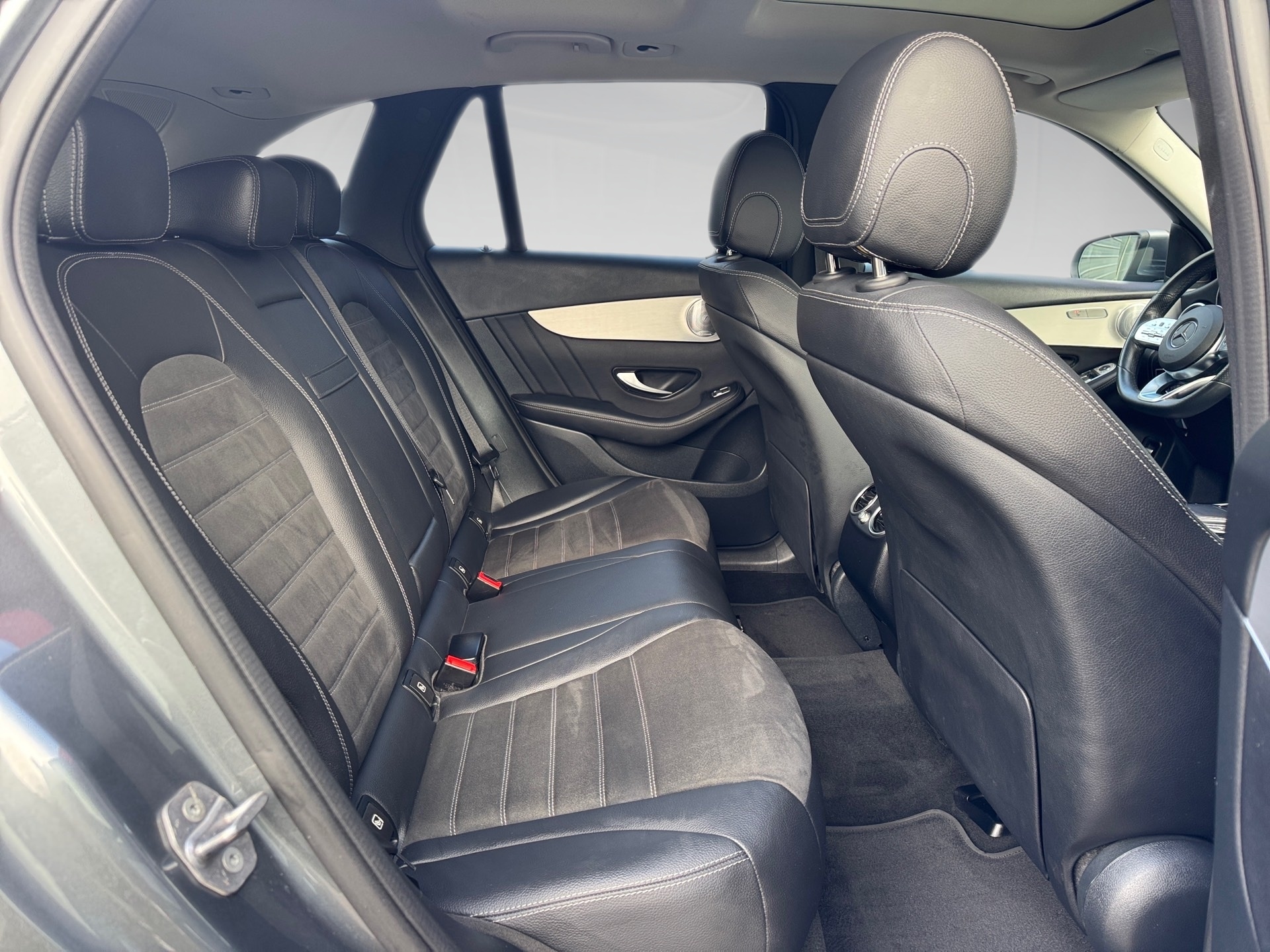 6915cccaefdc2bc1f5cdccfb