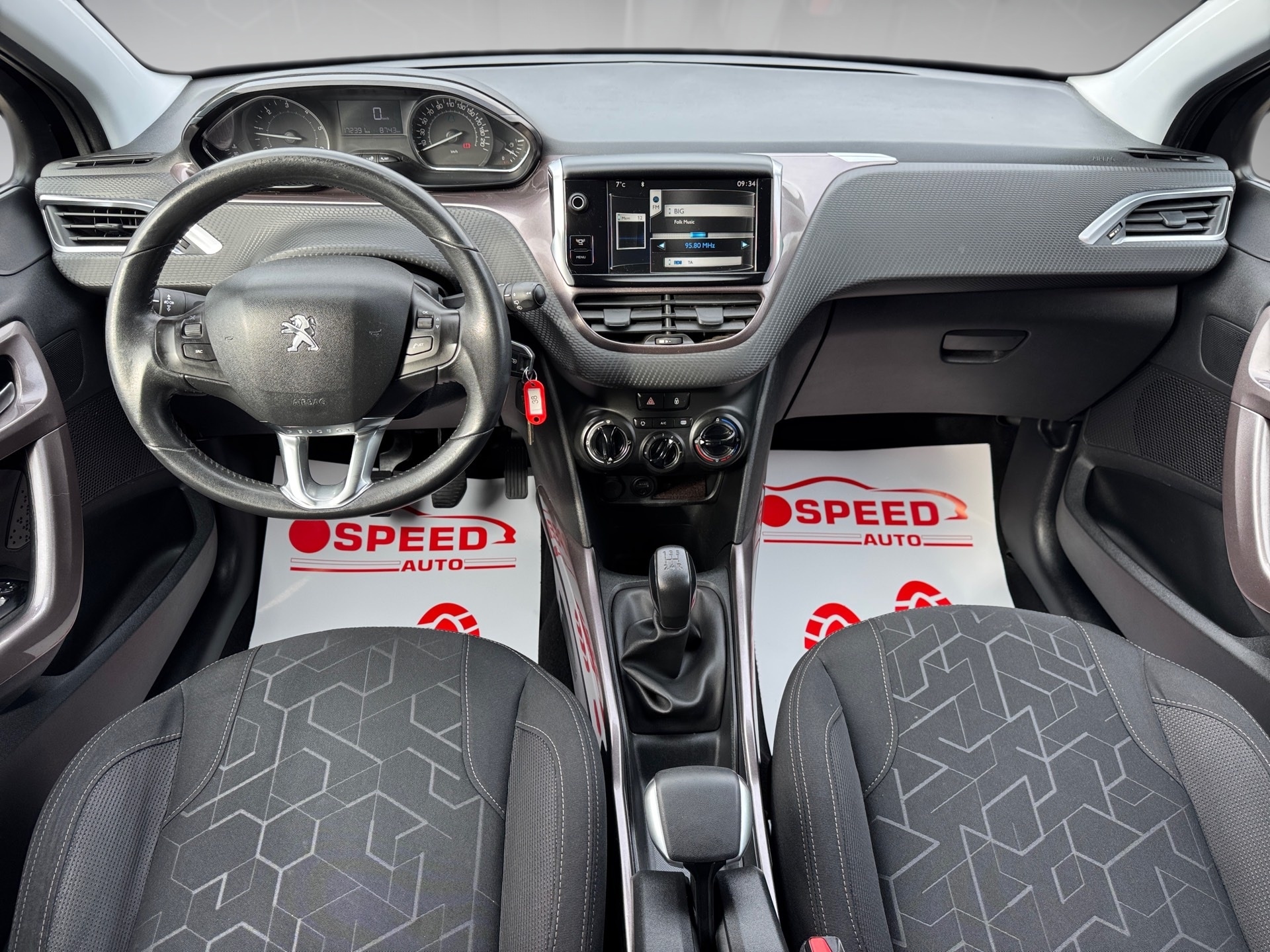 6925a88defdc2bc1f5120a44