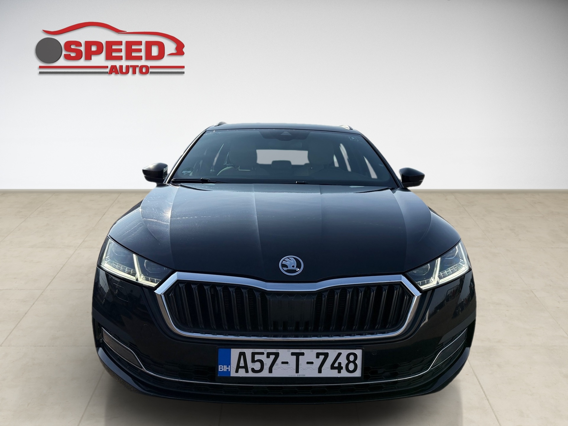 692d6d94efdc2bc1f53a6bb9