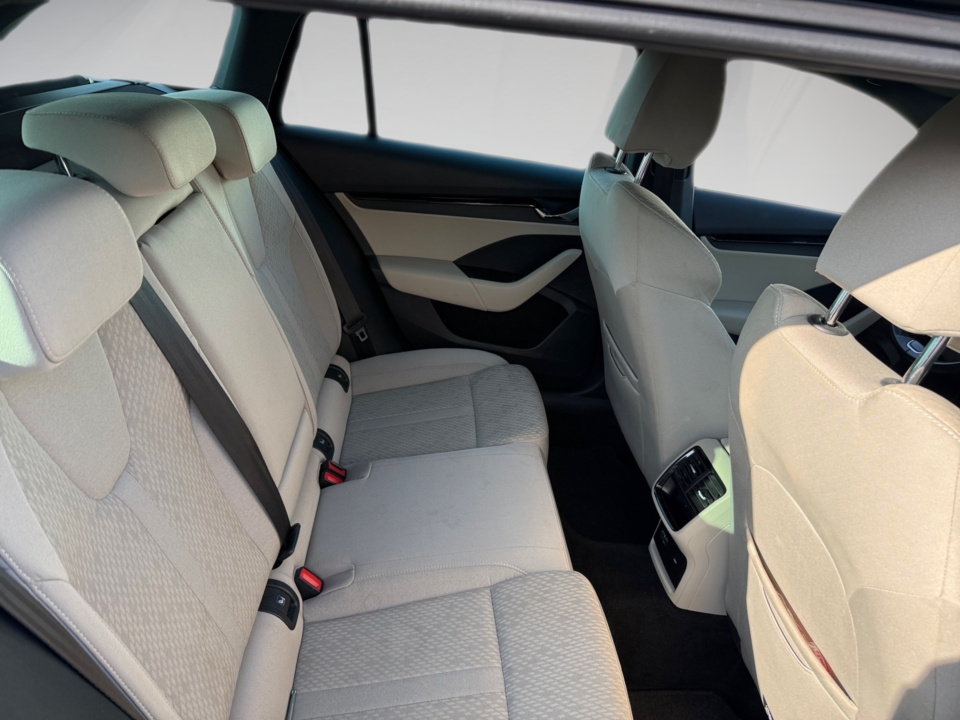 692d6d94efdc2bc1f53a6be6