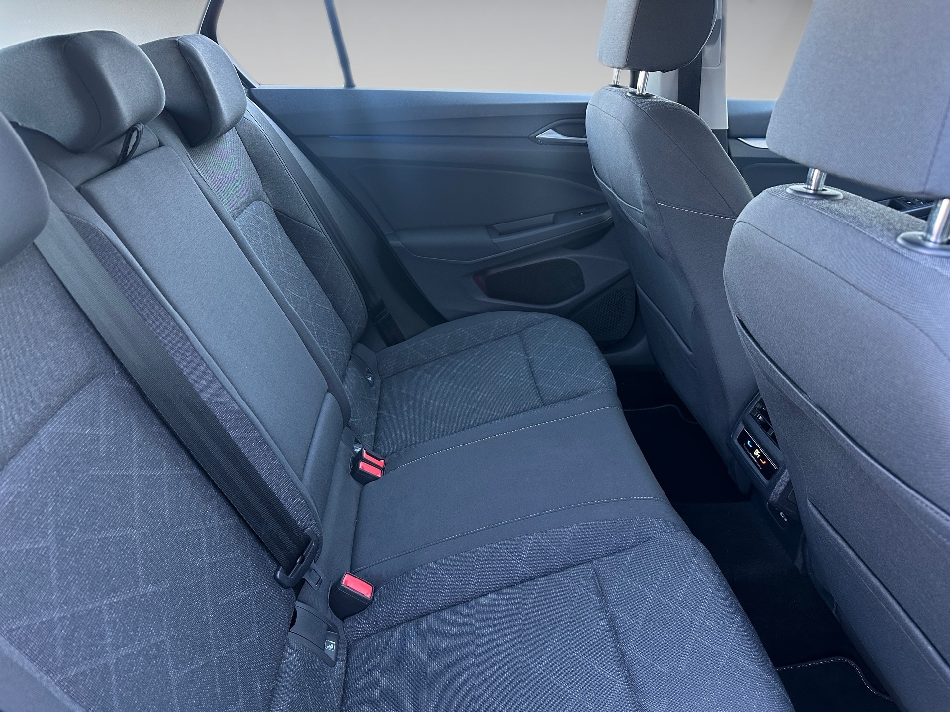 69d74ad96e66d53118f9a2a1